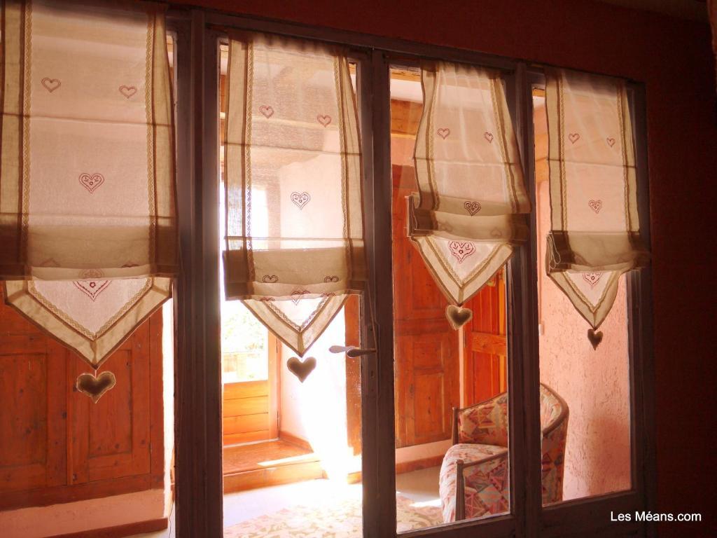 Meolans-Revel Les Means Bed & Breakfast 部屋 写真