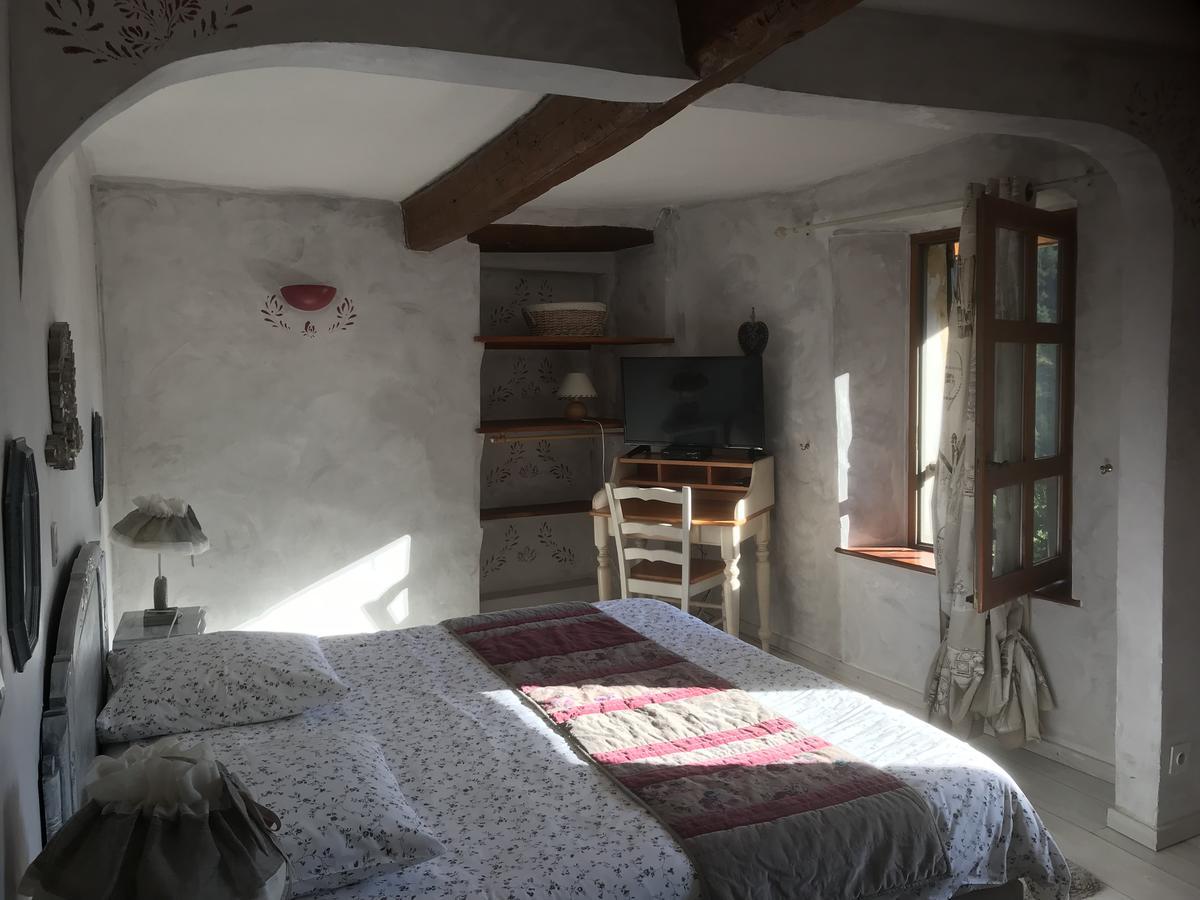 Meolans-Revel Les Means Bed & Breakfast エクステリア 写真